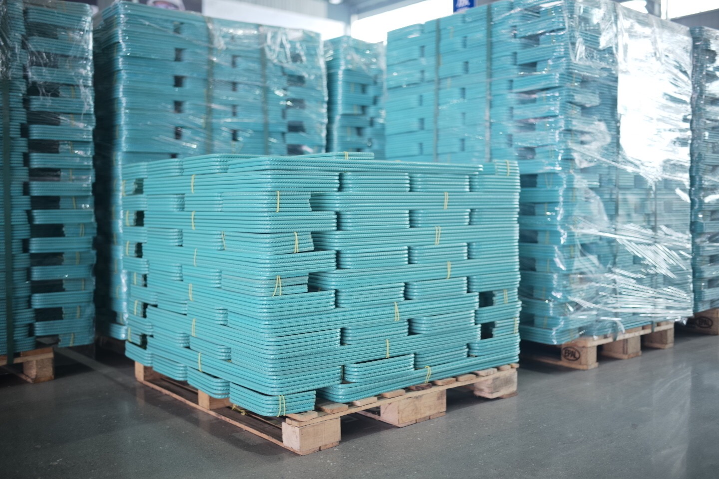  production process of non-magnet steel